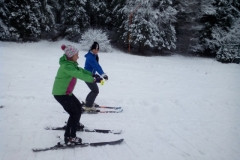 2018-ski-lessons-on-Bradul-slope